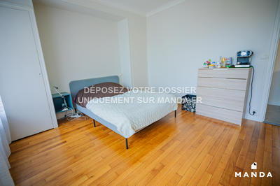 Chambre - 13 m² - 5 pièces