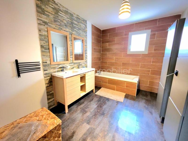 Villa - 108 m² - 5 pièces