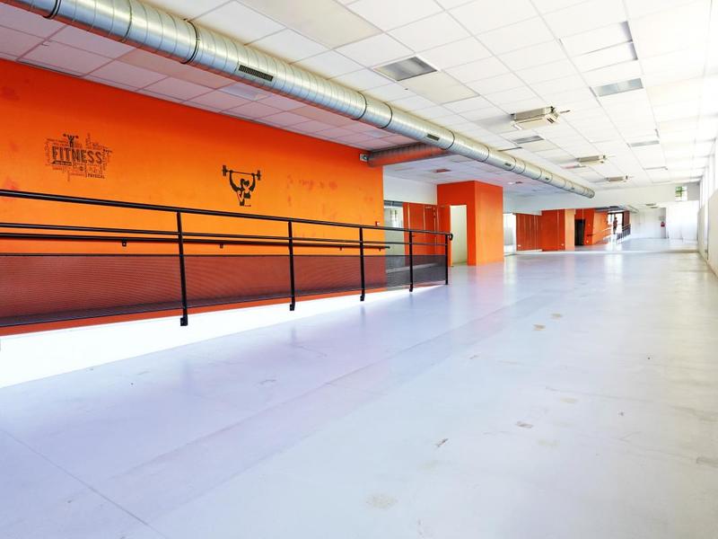 Local d'activité / Entrepôt - 460 m² - 4 pièces