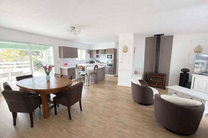 Maison - 109 m² - 5 pièces