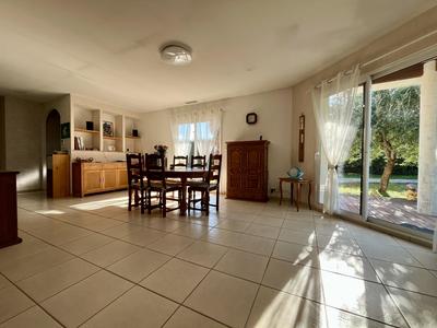 Maison - 146 m² - 5 pièces