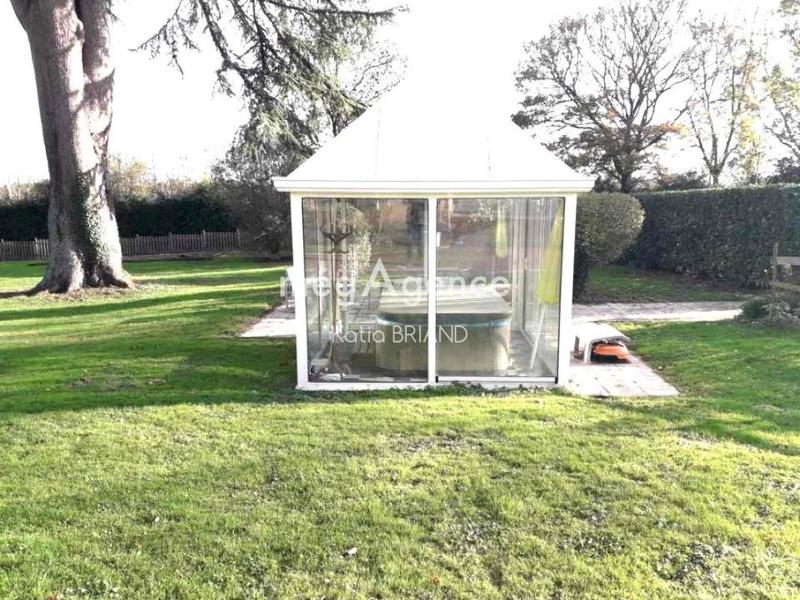 Maison - 287 m² - 10 pièces