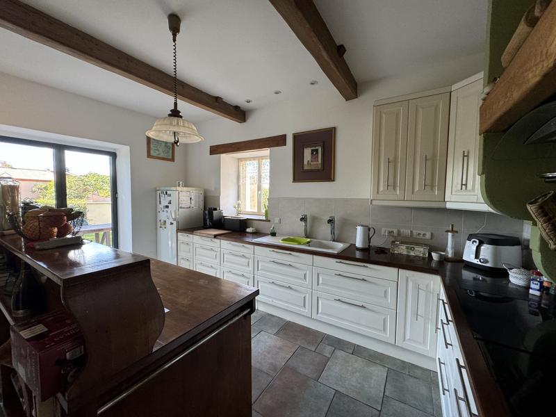 Maison ancienne - 206 m² - 6 pièces