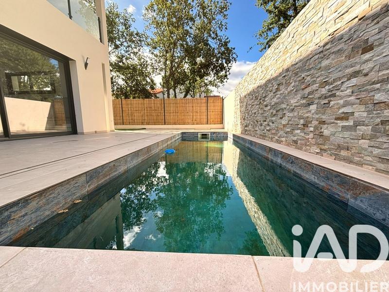 Maison - 159 m² - 6 pièces