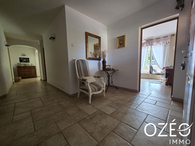 Maison traditionnelle - 160 m² - 5 pièces