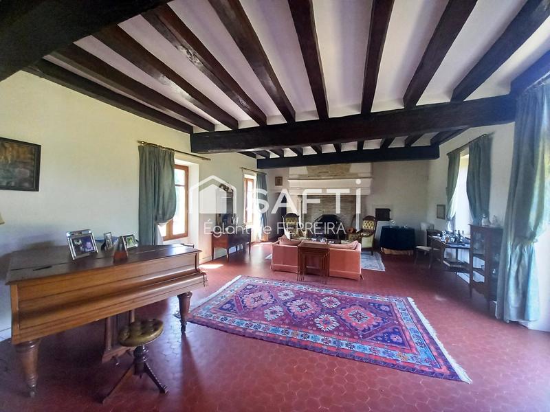 Propriété - 451 m² - 12 pièces