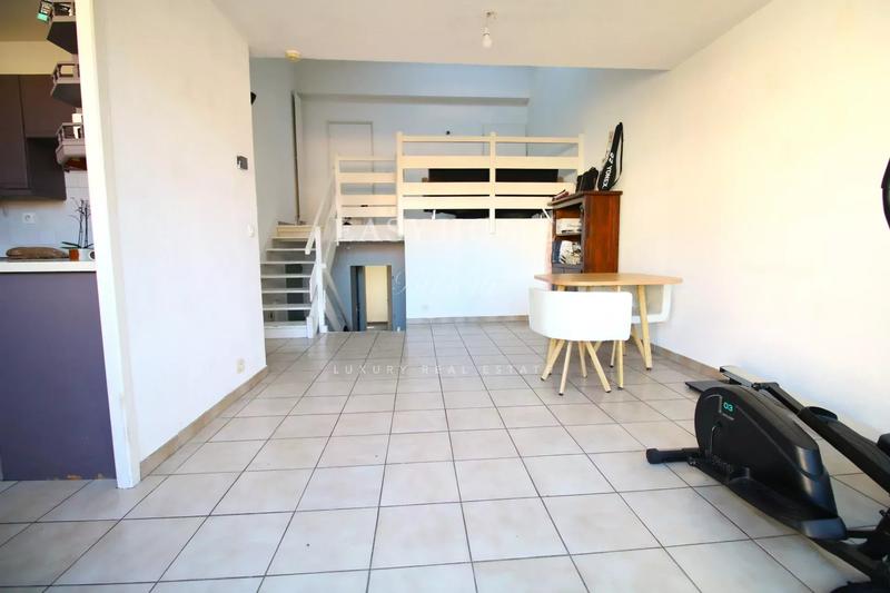 Appartement - 88 m² - 4 pièces