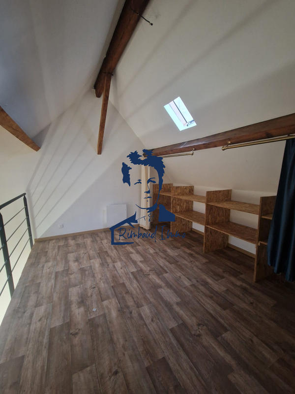 Appartement - 90 m² - 3 pièces