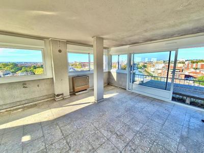 Appartement - 149 m² - 6 pièces