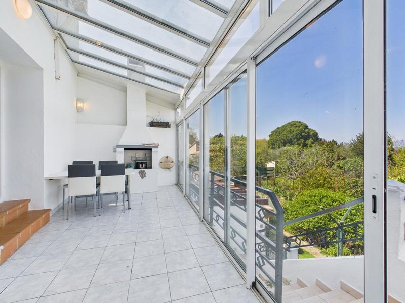 Maison - 195 m² - 8 pièces