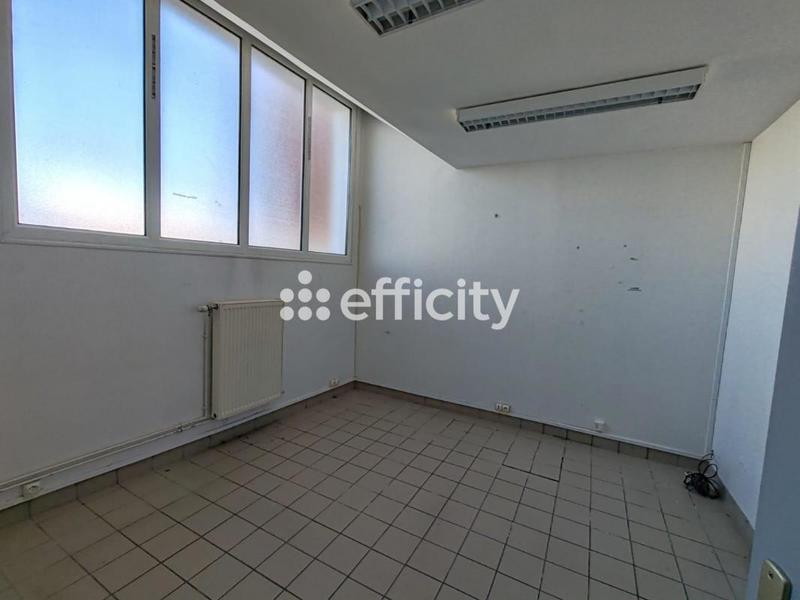 Bureau - 260 m² - 7 pièces