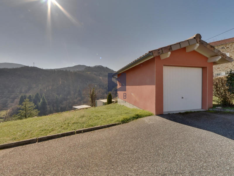 Maison - 95 m² - 3 pièces