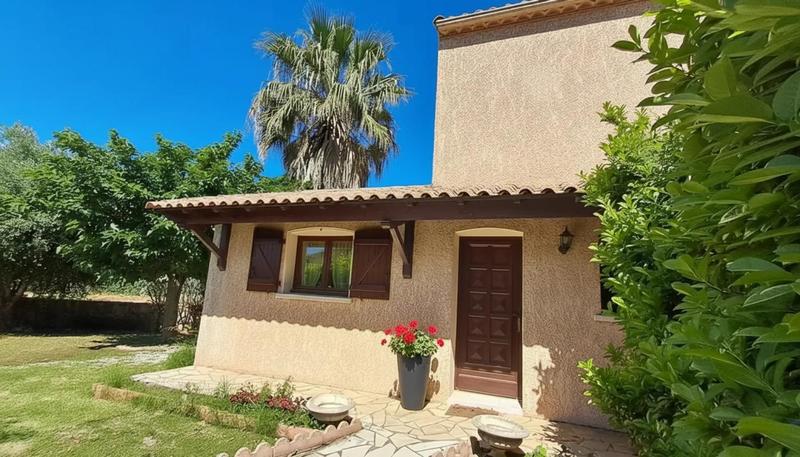 Maison - 103 m² - 4 pièces