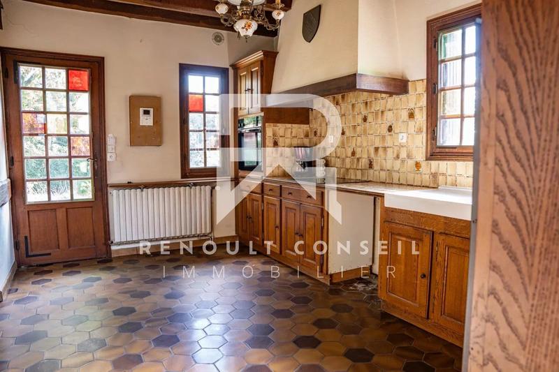 Propriété - 176 m² - 5 pièces