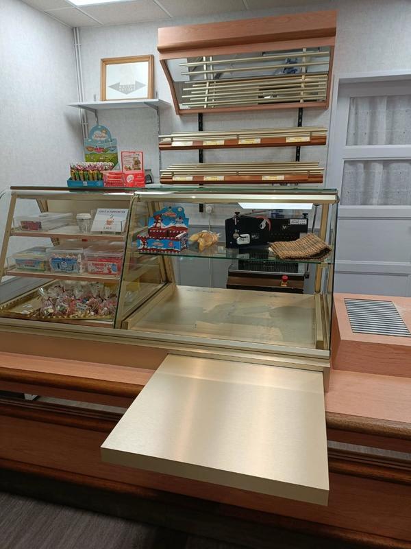 Local commercial - 210 m²