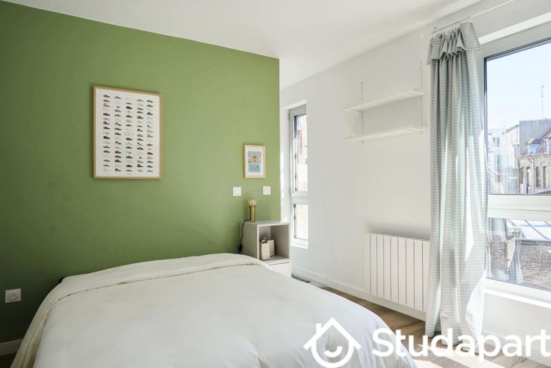 Chambre - 12 m² - 1 pièce