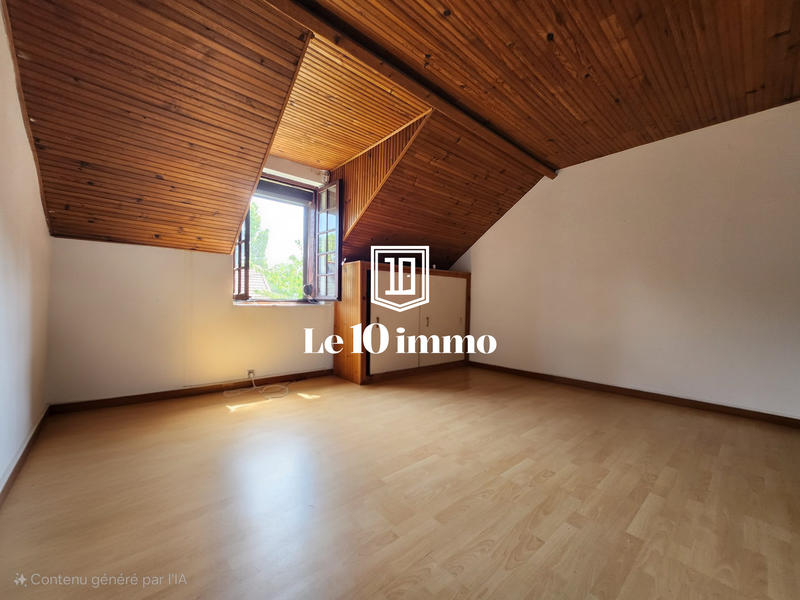 Maison - 96 m² - 4 pièces