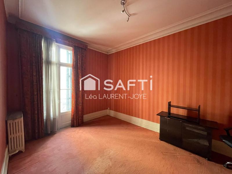 Hôtel particulier - 166 m² - 6 pièces