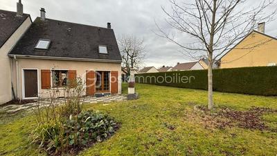 Maison - 108 m² - 4 pièces