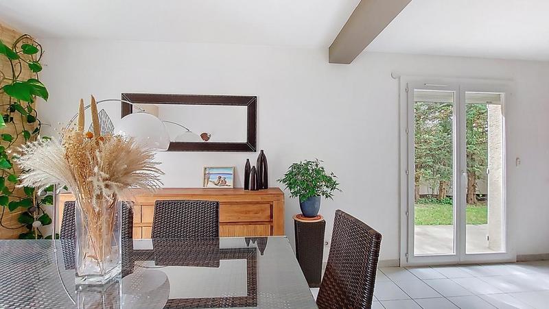 Maison - 105 m² - 4 pièces