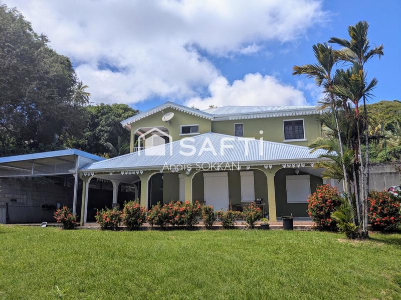 Maison - 200 m² - 5 pièces