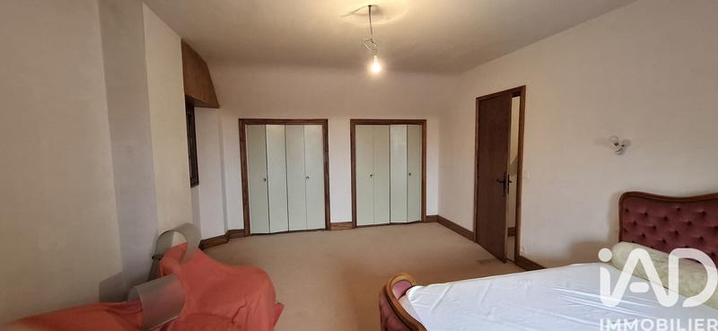 Maison - 180 m² - 7 pièces