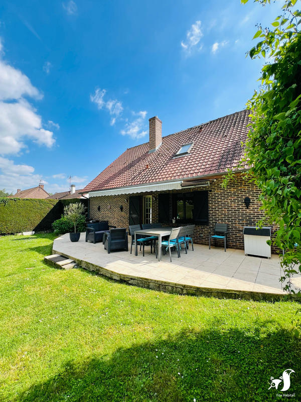 Maison - 140 m² - 9 pièces