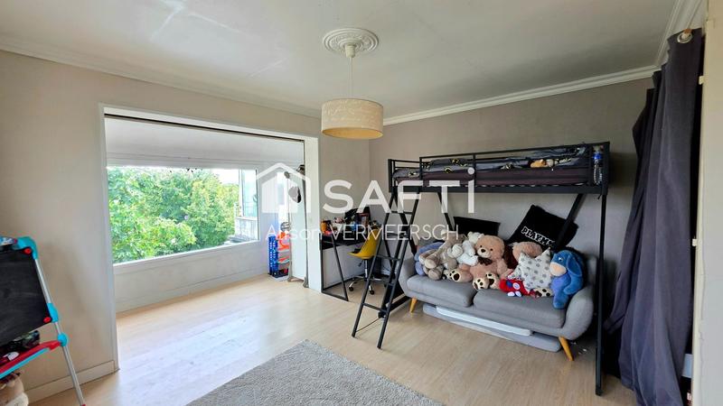 Maison - 170 m² - 7 pièces