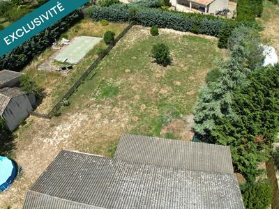 Terrain - 1 900 m²