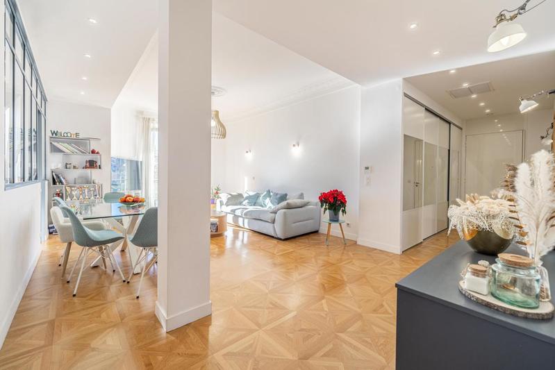 Appartement - 97 m² - 4 pièces