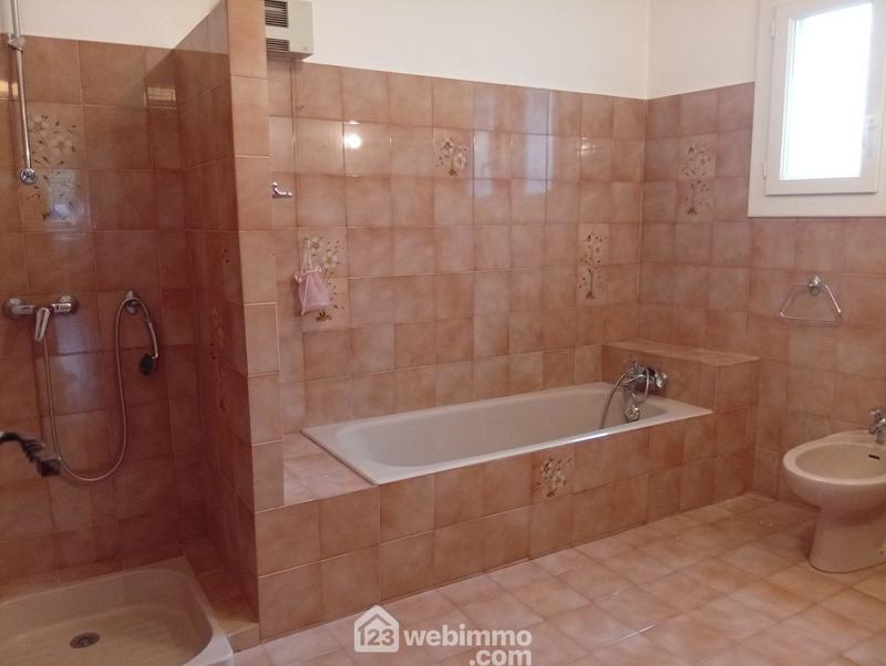 Villa - 121 m² - 6 pièces