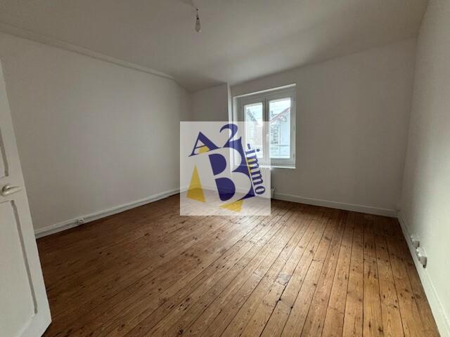 Maison de ville - 83 m² - 4 pièces