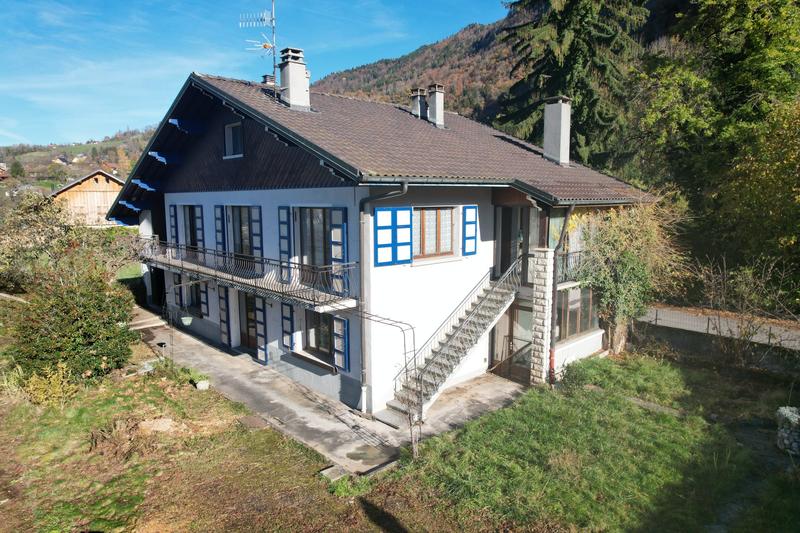 Maison ancienne - 184 m² - 10 pièces