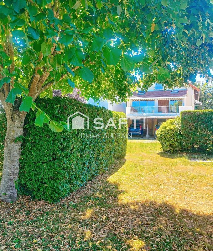 Maison de ville - 111 m² - 5 pièces