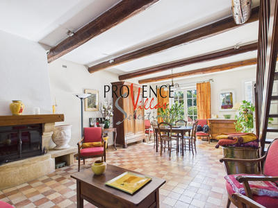 Maison - 165 m² - 7 pièces