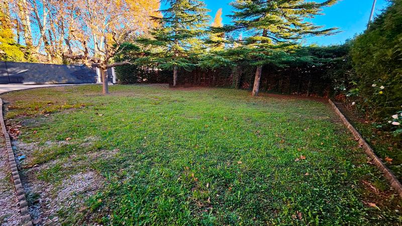 Maison - 181 m² - 11 pièces