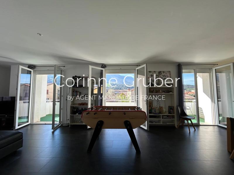 Appartement - 133 m² - 7 pièces