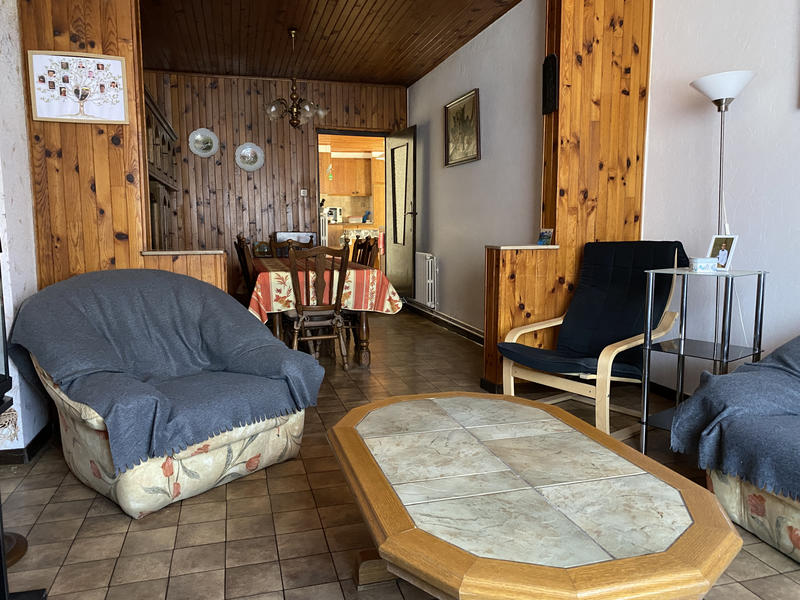 Maison - 174 m² - 8 pièces