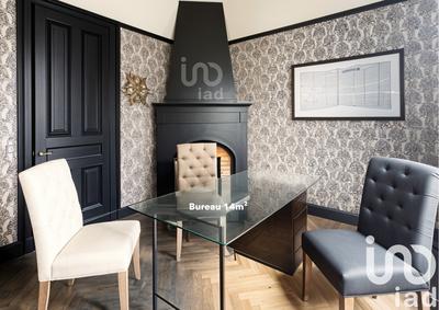 Maison - 407 m² - 12 pièces