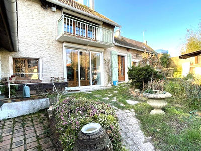 Maison - 116 m² - 5 pièces