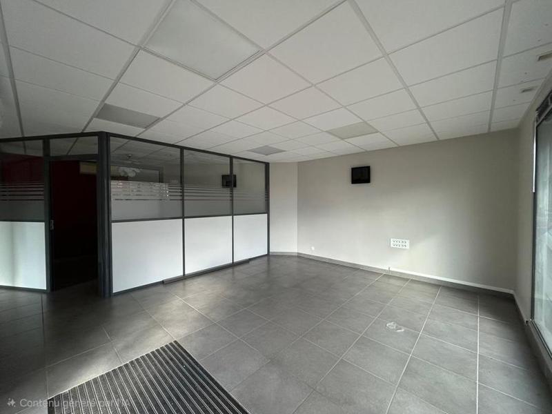 Local commercial - 80 m²