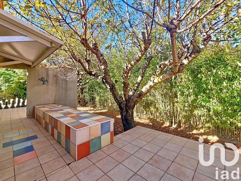 Maison - 210 m² - 10 pièces