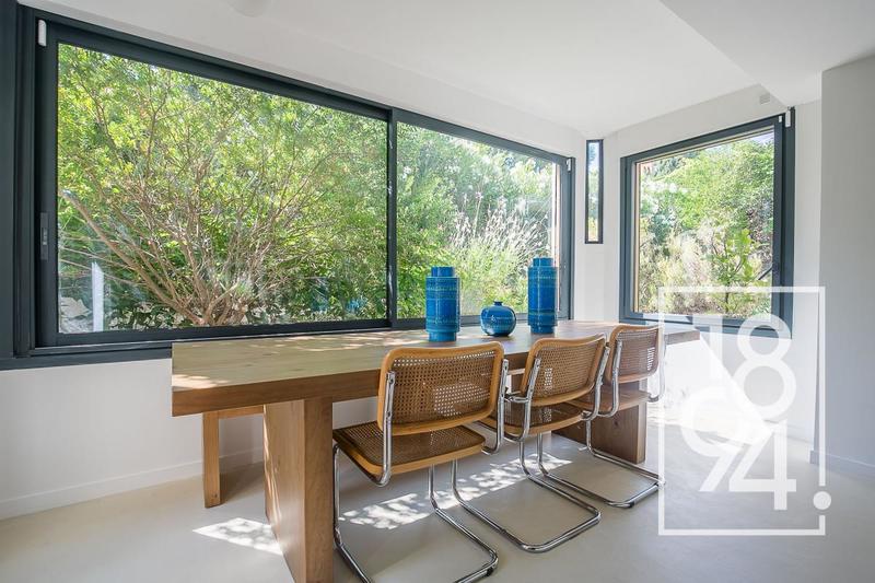 Appartement - 90 m² - 3 pièces