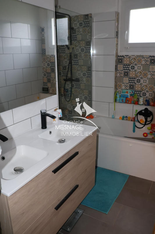 Maison - 140 m² - 6 pièces