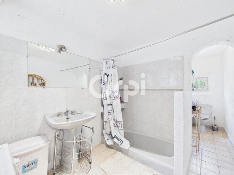 Maison - 198 m² - 4 pièces