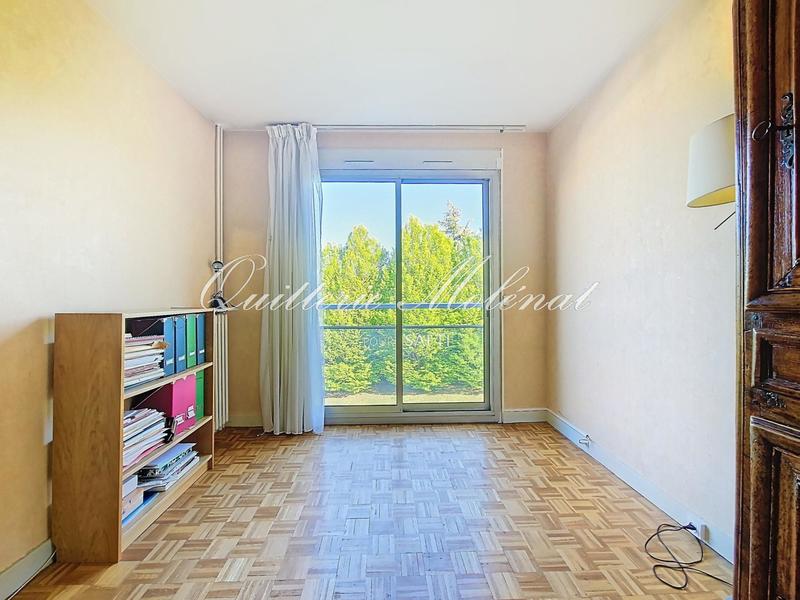Appartement - 117 m² - 5 pièces