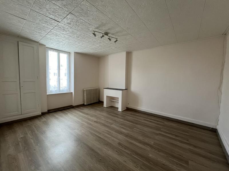 Maison traditionnelle - 162 m² - 7 pièces