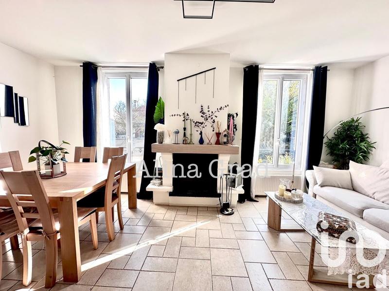 Maison - 122 m² - 7 pièces