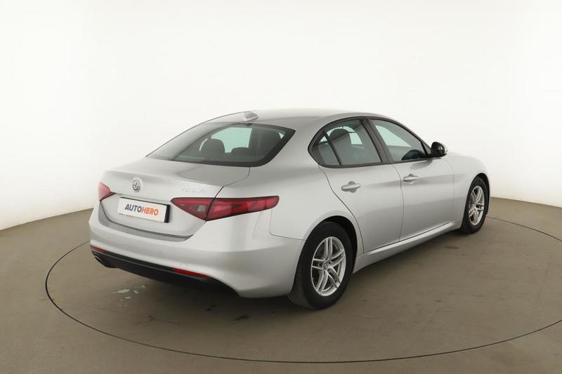 Alfa Romeo Giulia 2.2 At8 150 ch