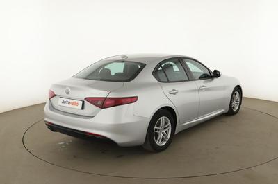 Alfa Romeo Giulia 2.2 At8 150 ch